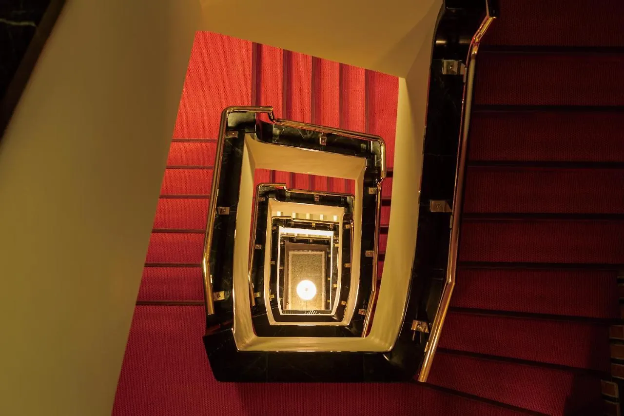 Hilltop Hotel Tokyo 3*,  Japan