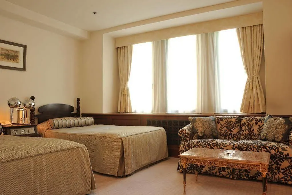 Hilltop Hotel Tokió 3*,  Japán