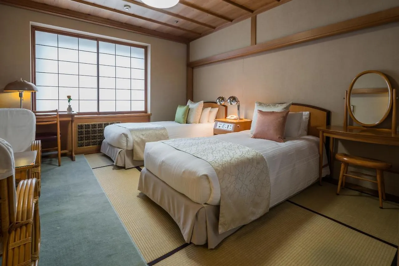 Hilltop Hotel Tokyo