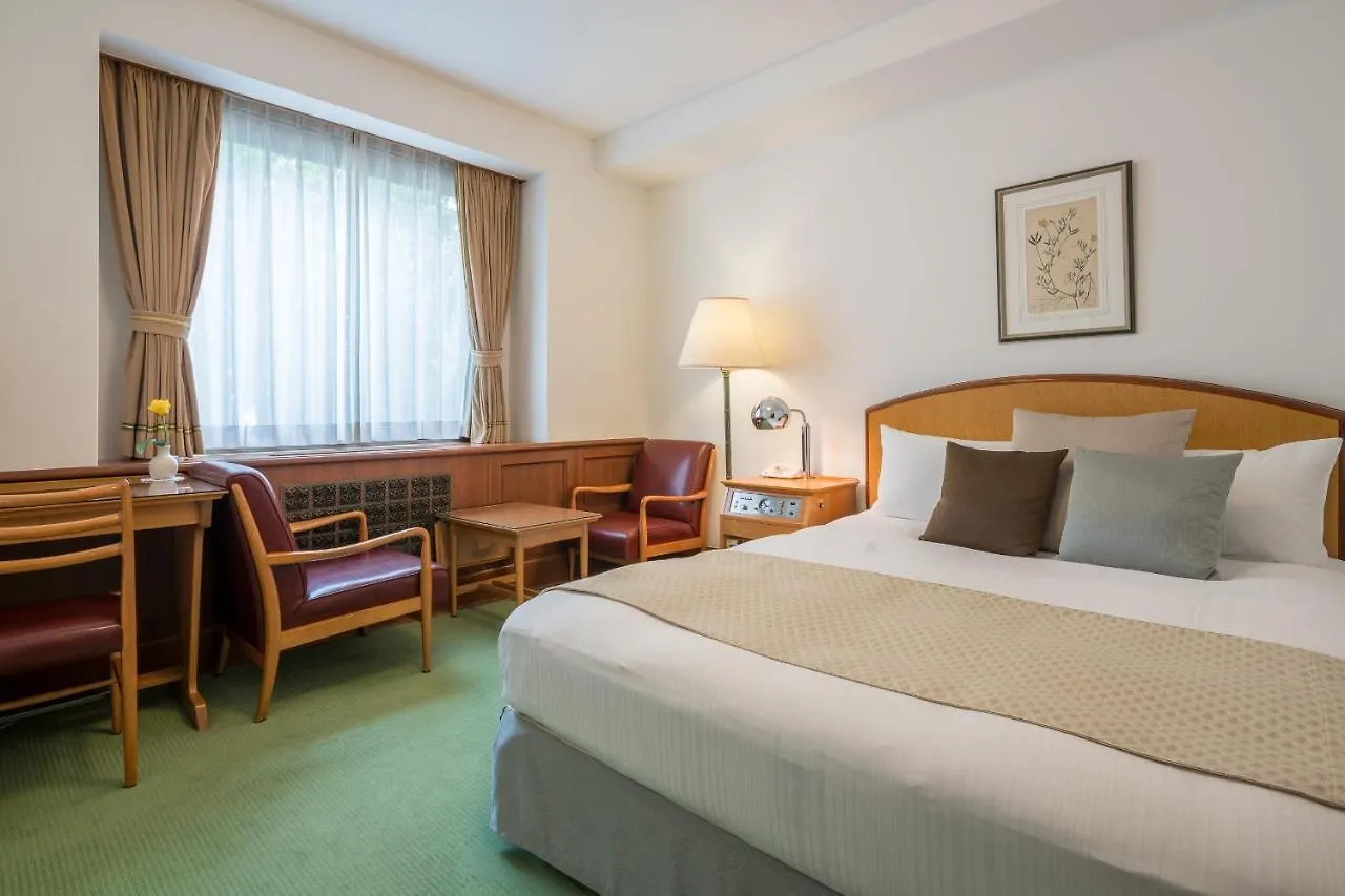 Hilltop Hotel Tokyo 3*,