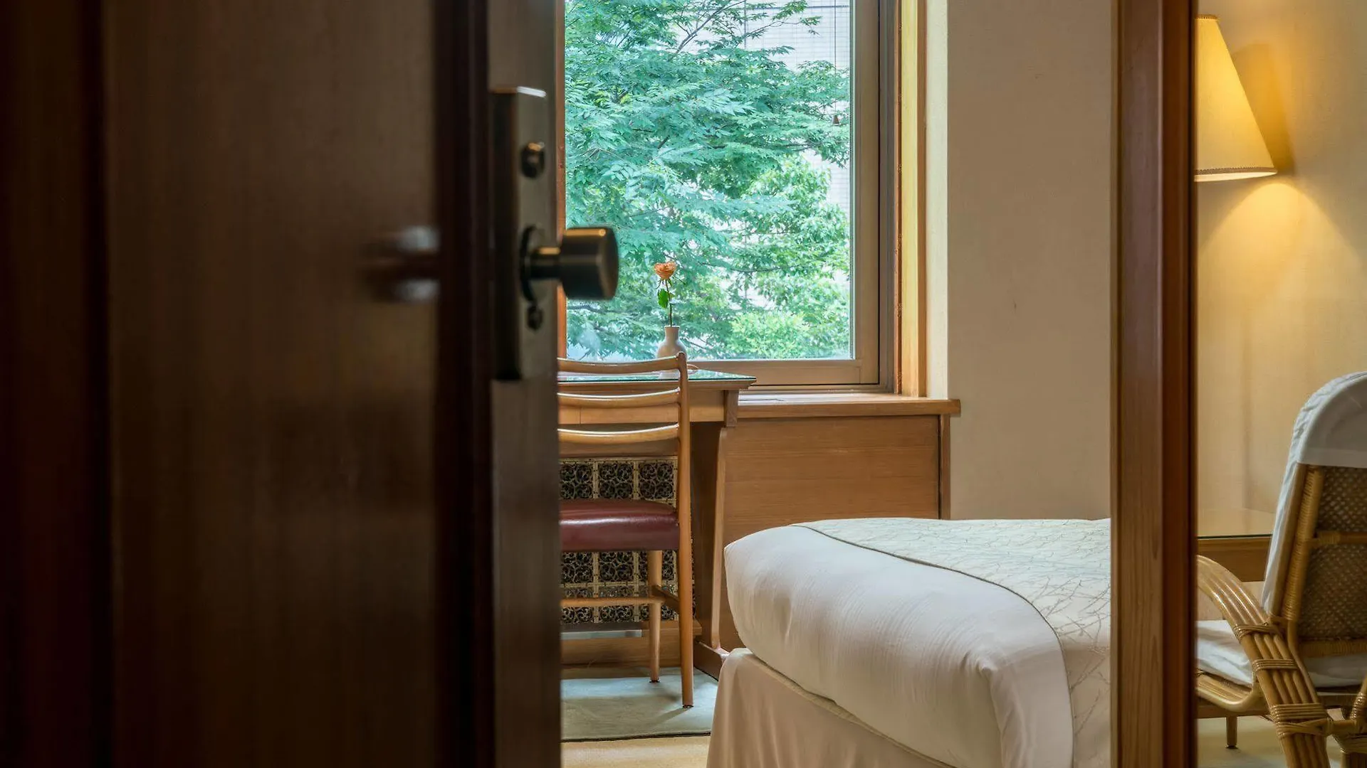 Hilltop Hotel Tokyo