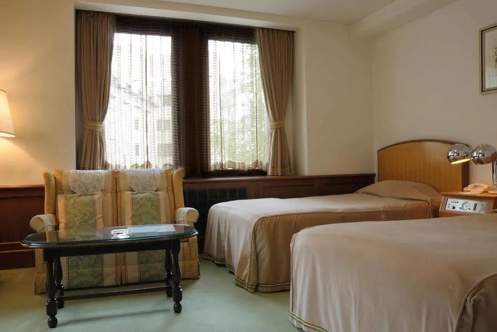 Hilltop Hotel Tokyo
